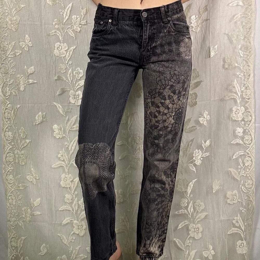 Arizona black denim jeans with lace bleach design